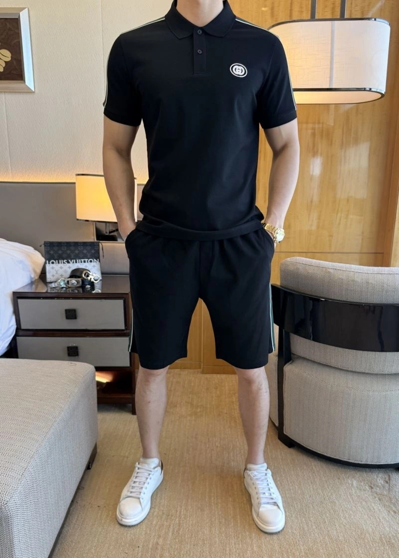 Unisex Gucci Short Suits 126248