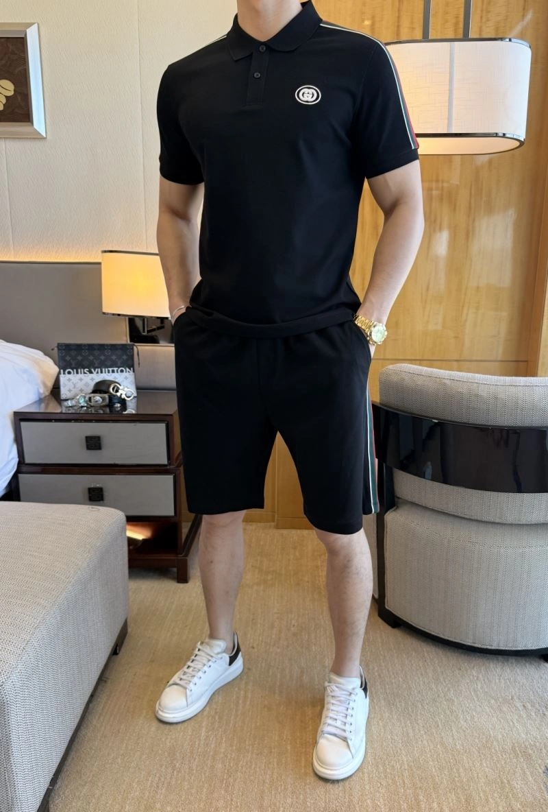 Unisex Gucci Short Suits 126248