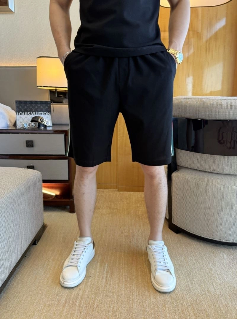 Unisex Gucci Short Suits 126248