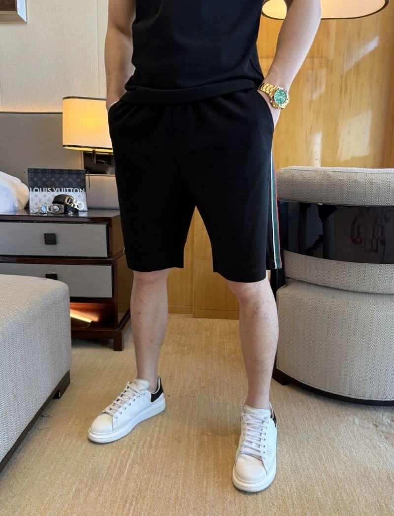 Unisex Gucci Short Suits 126248