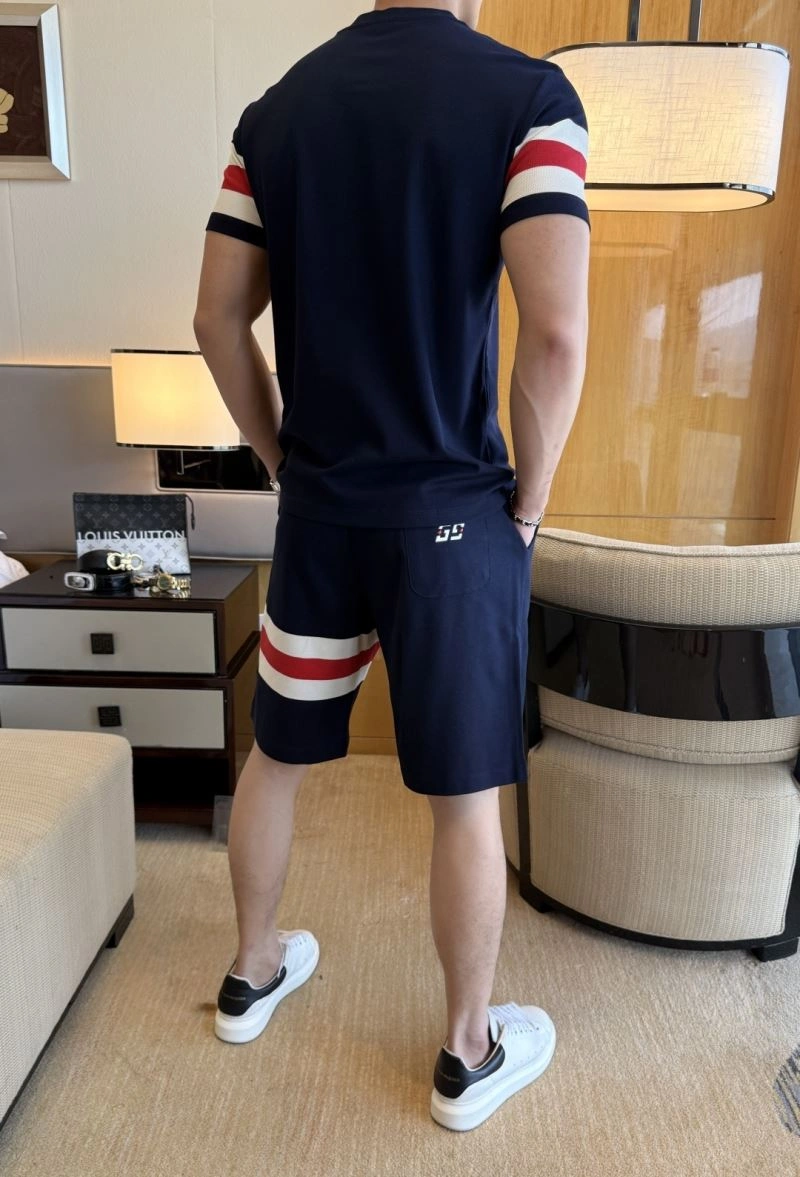 Flexible Gucci Short Suits 126243