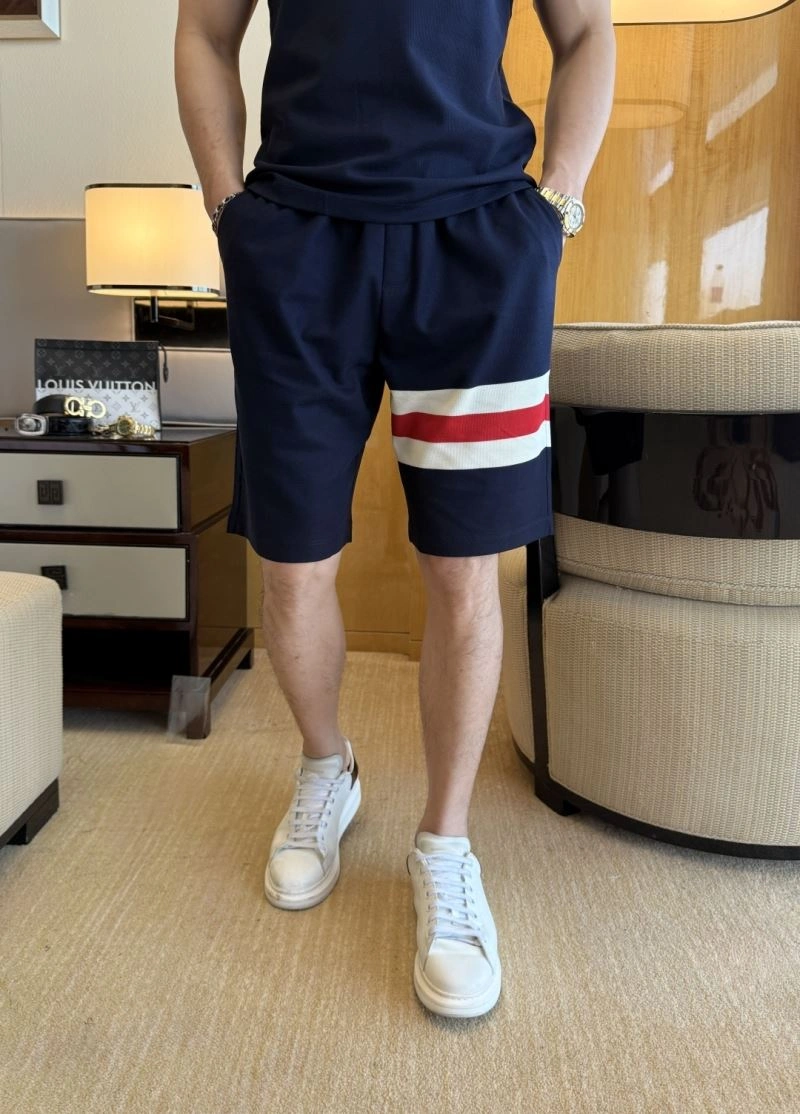 Flexible Gucci Short Suits 126243