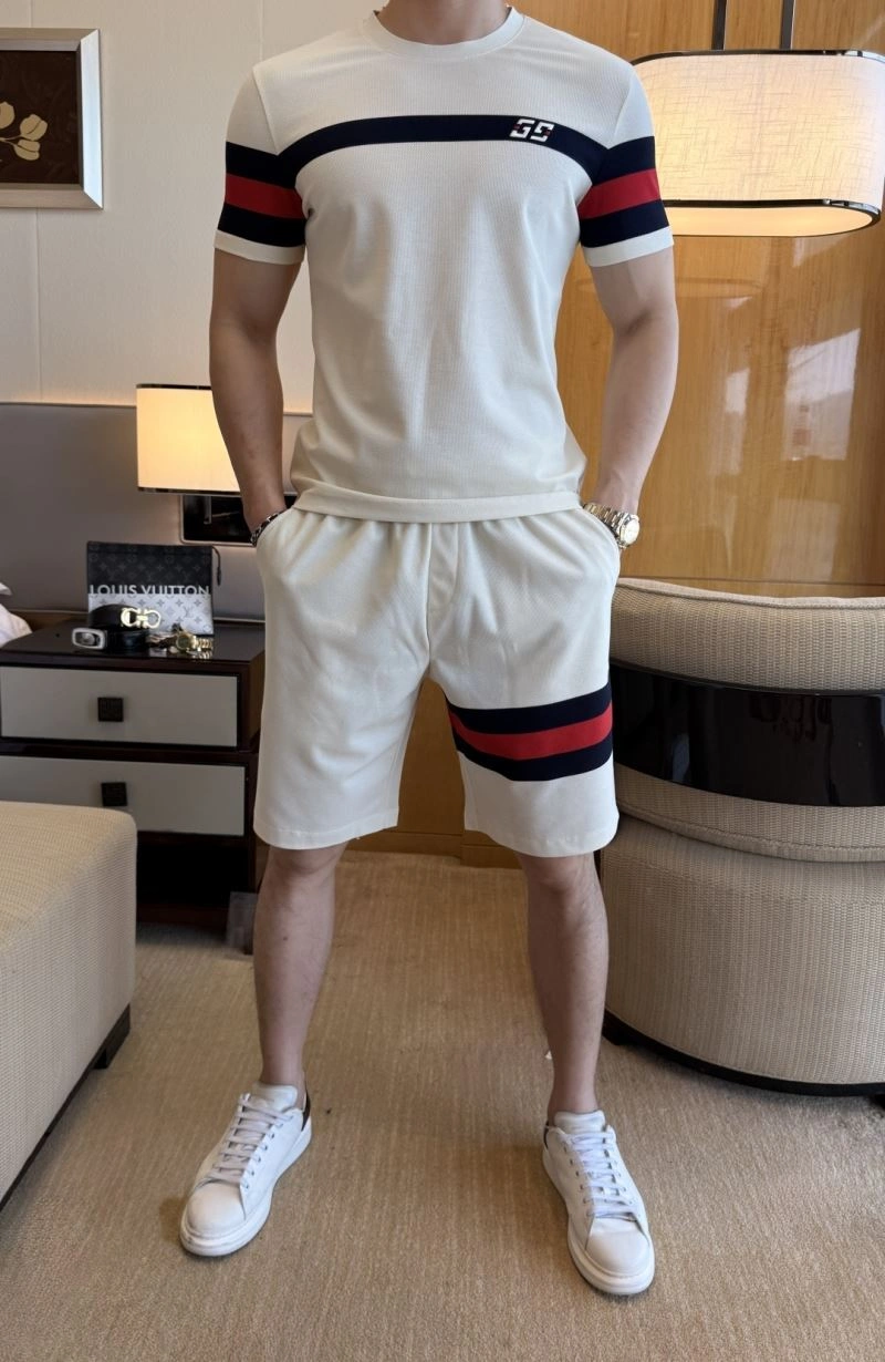 Functional Gucci Short Suits 126241