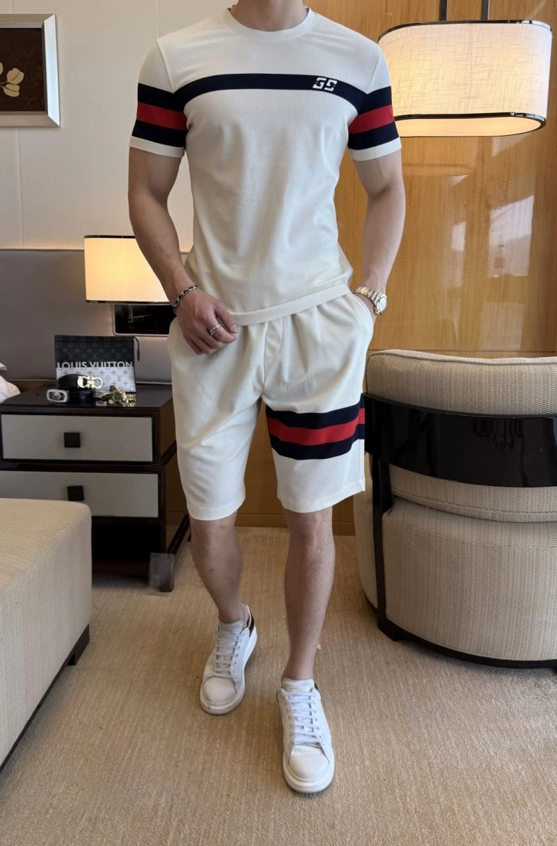 Functional Gucci Short Suits 126241