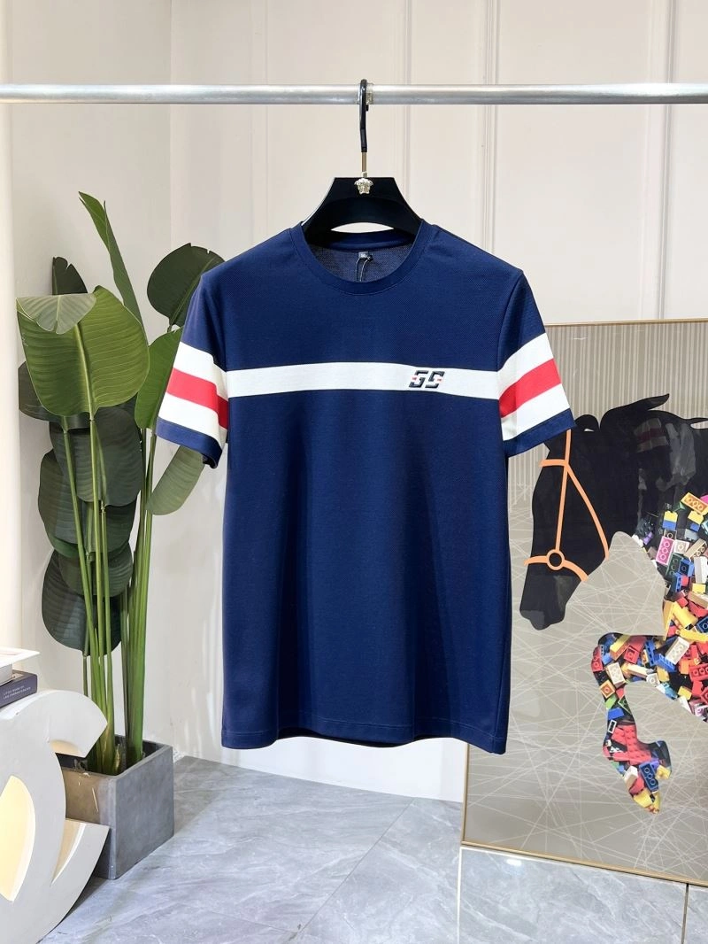 Gucci Short Suits Flexible 126239