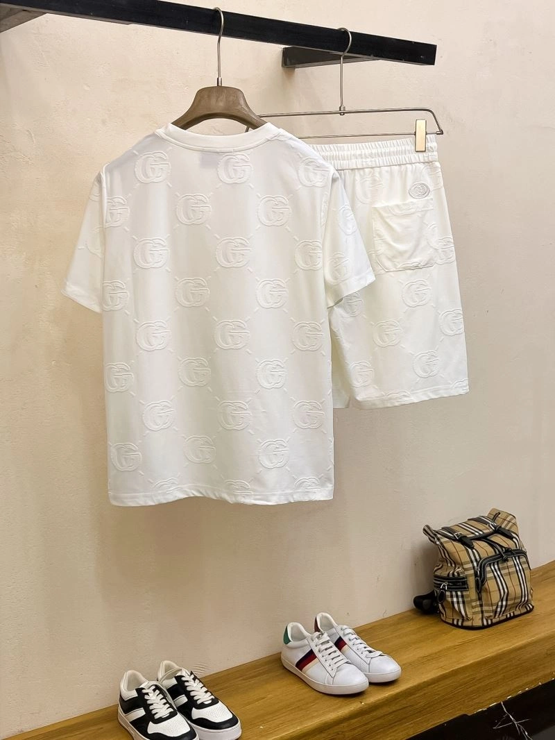 Gucci Short Suits Sporty 126235