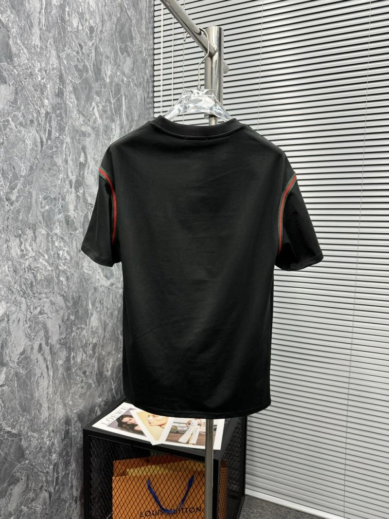 Breathable Gucci Short Suits 126222