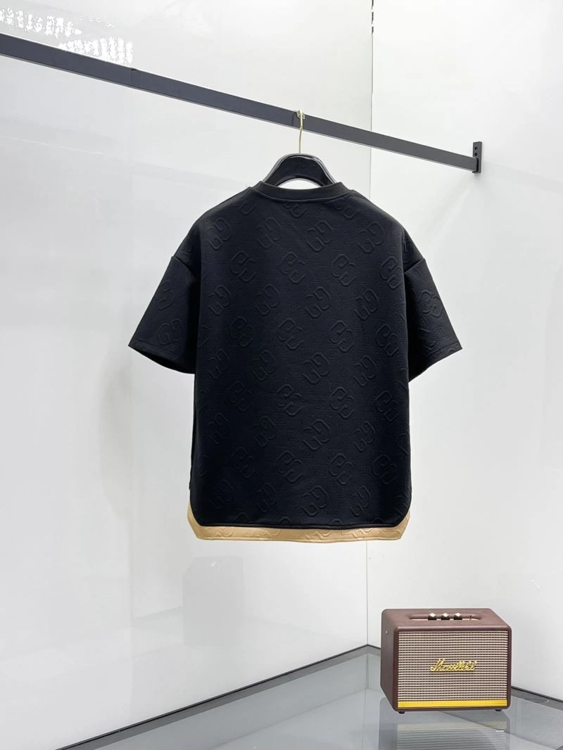Efficient Gucci Short Suits 125810