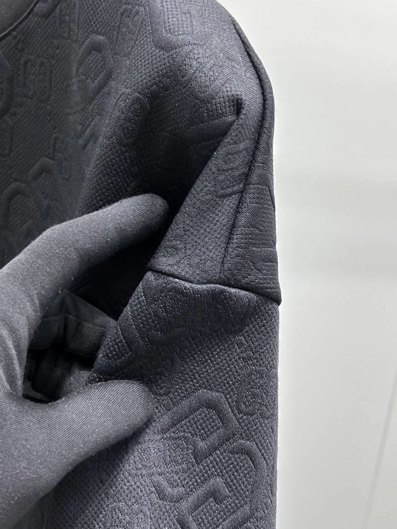 Efficient Gucci Short Suits 125810