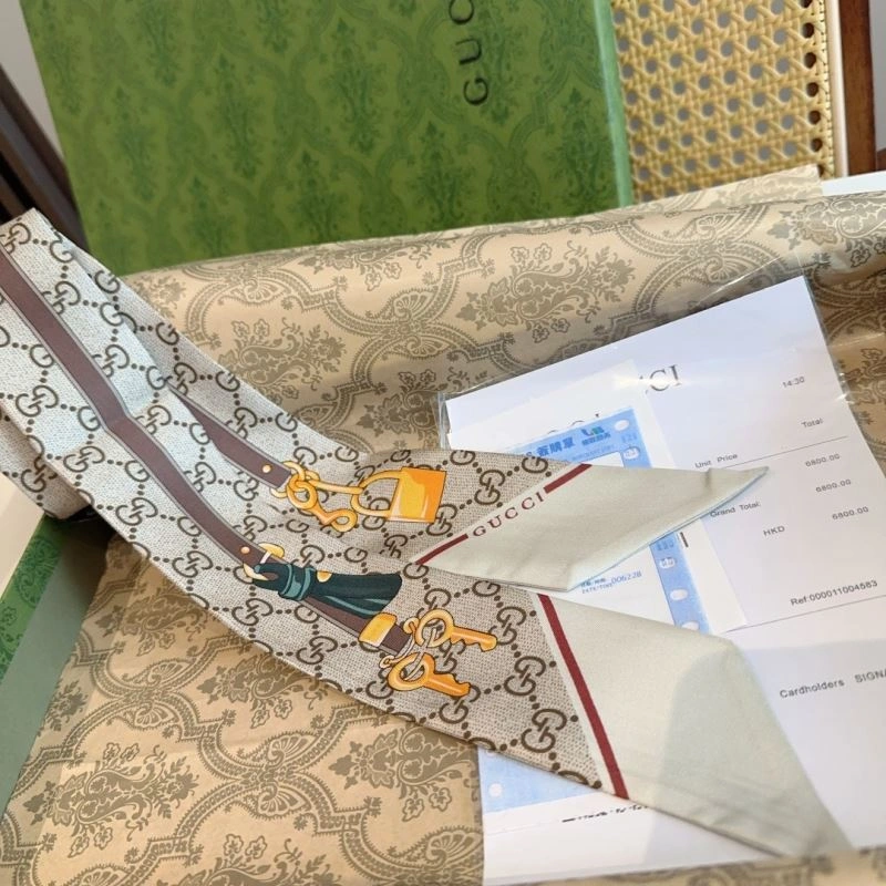 SunProtective Gucci Silk 272285
