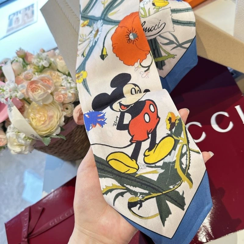 Gucci Silk WellDesigned 272284