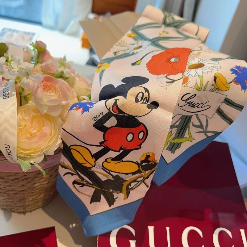 Gucci Silk WellDesigned 272284