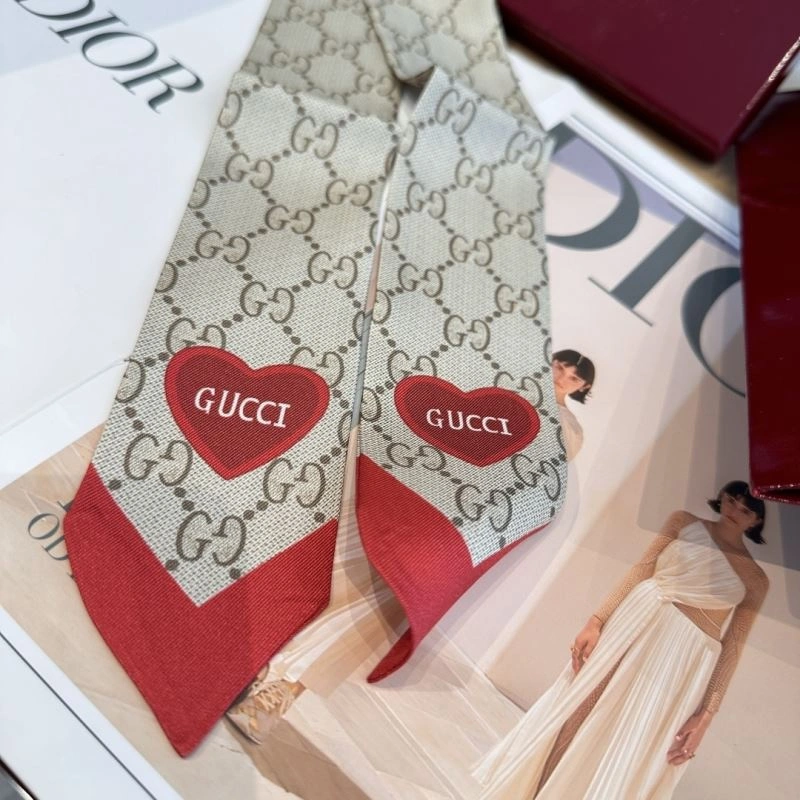Bright Gucci Silk 272268