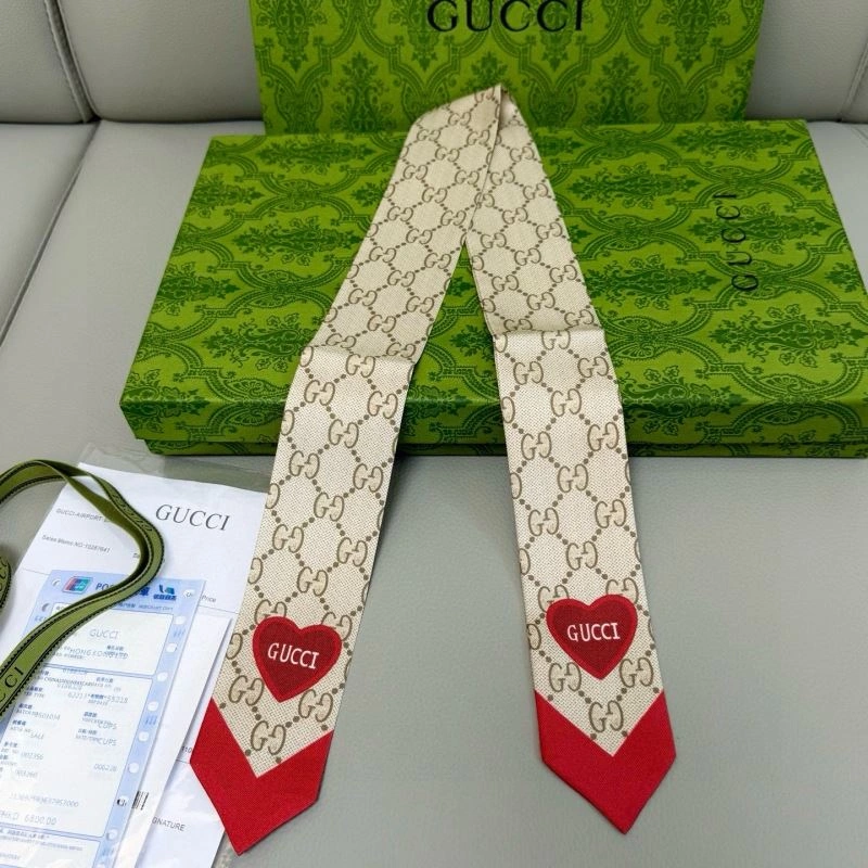 Fashionable Gucci Silk 272255