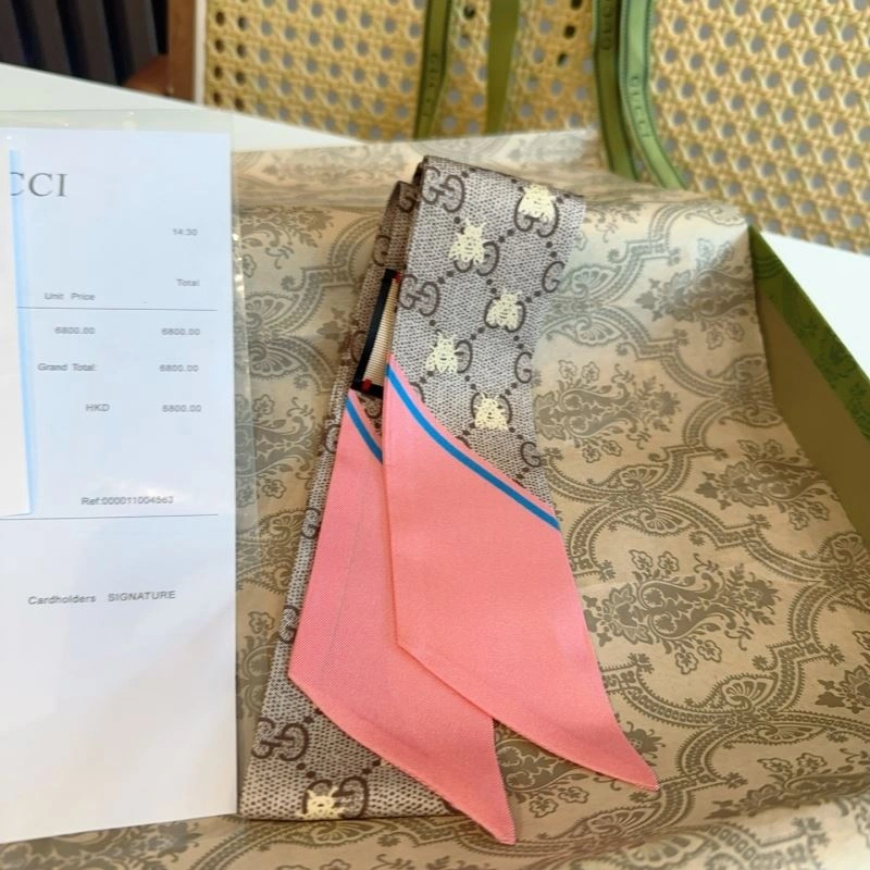 Gucci Silk Minimalist 272904
