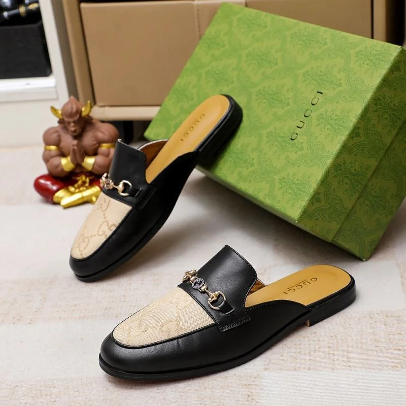 Gucci Slippers UrbanChic 23997
