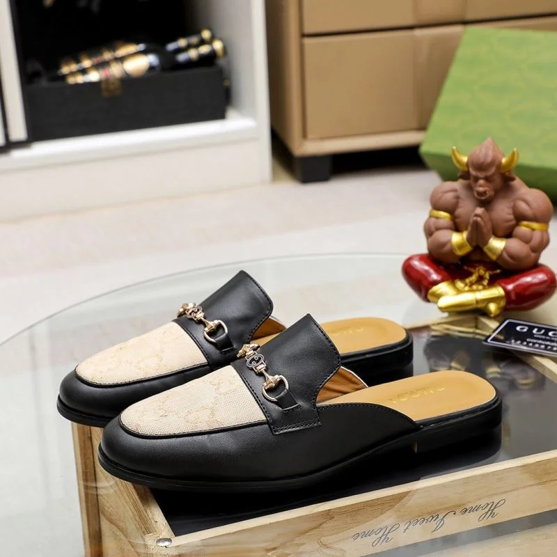 Gucci Slippers UrbanChic 23997
