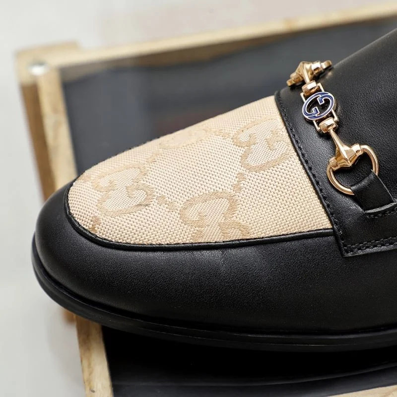 Gucci Slippers UrbanChic 23997