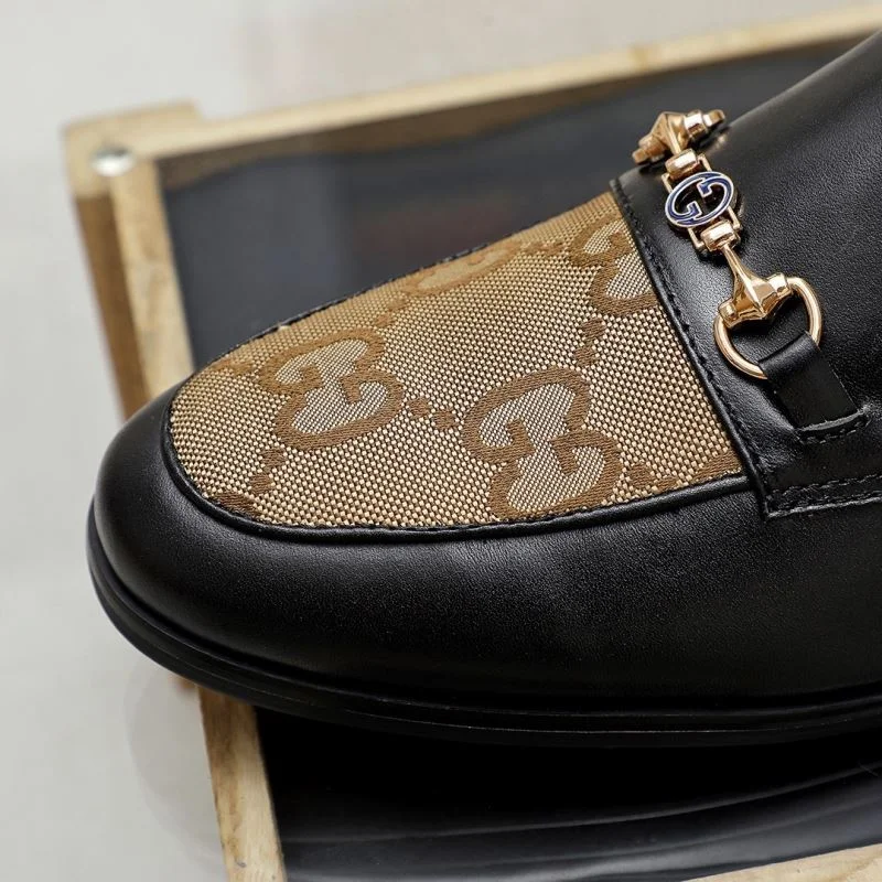 Gucci Slippers WrinkleFree 23994