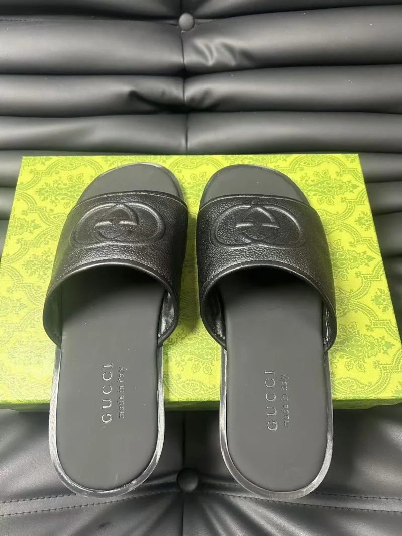 Gucci Slippers Attractive 23980