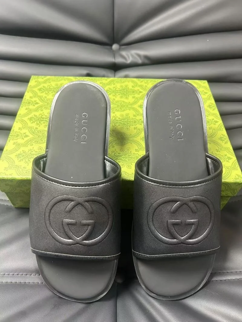 Gucci Slippers Refined 23976
