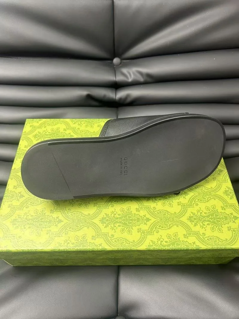 Gucci Slippers Refined 23976