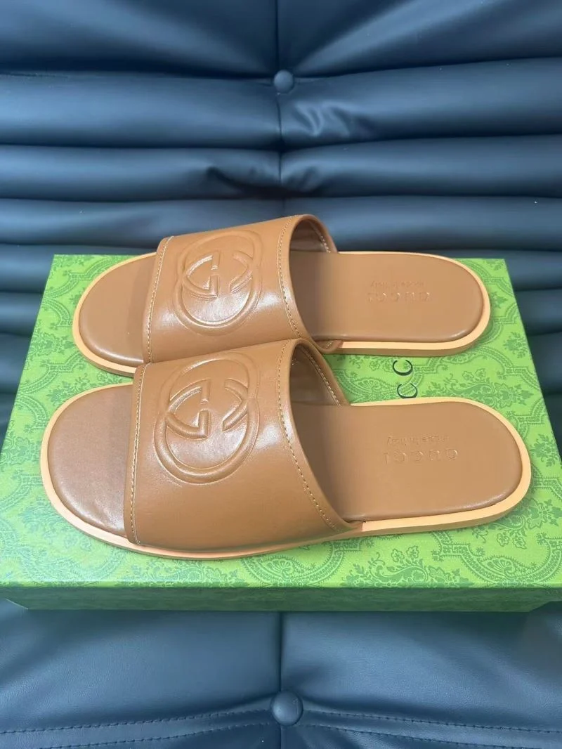 Gucci Slippers WrinkleFree 23967
