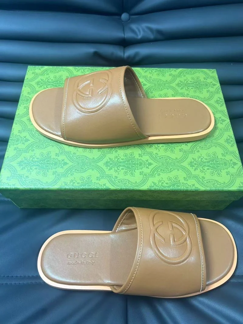 Gucci Slippers WrinkleFree 23967
