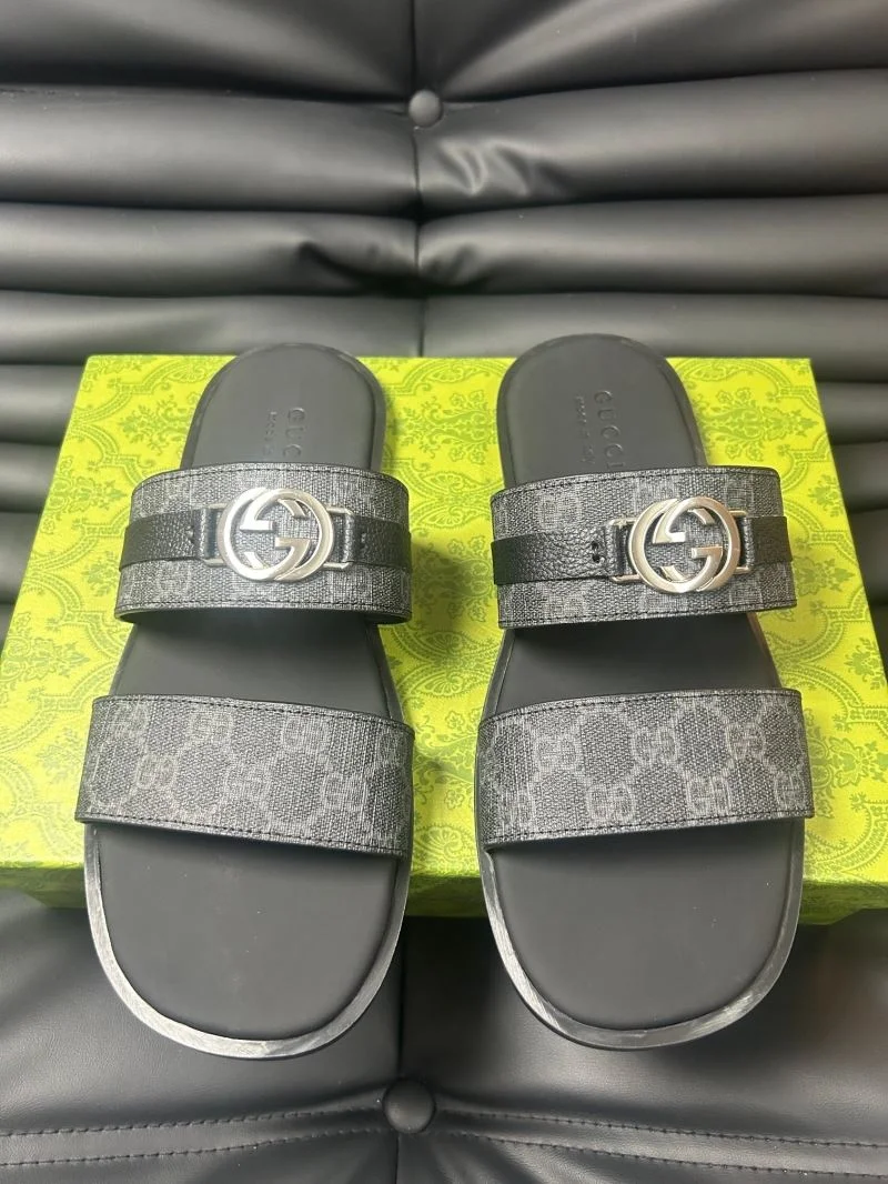 SoftTouch Gucci Slippers 23985
