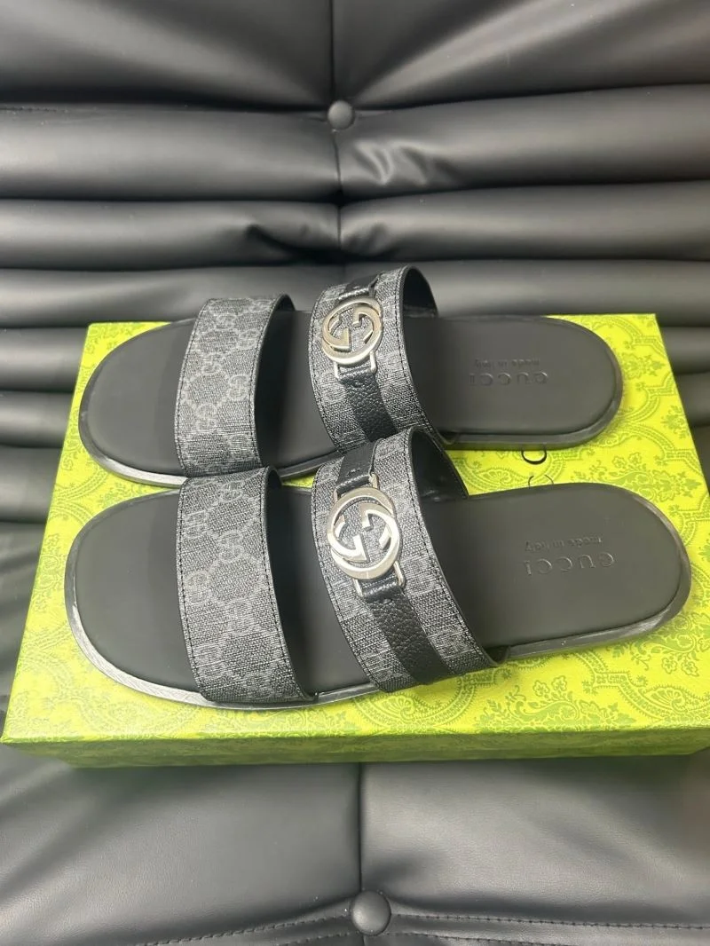 SoftTouch Gucci Slippers 23985