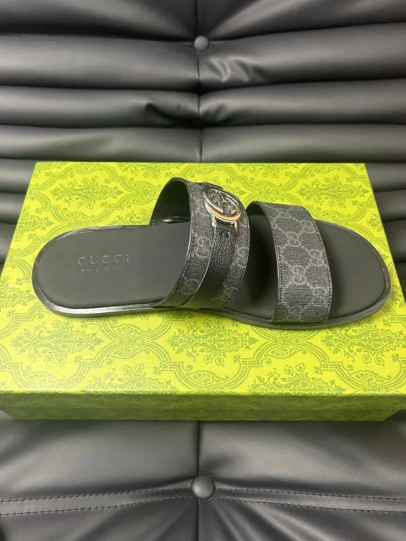 SoftTouch Gucci Slippers 23985