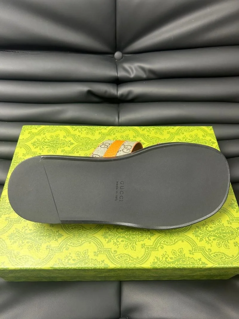 Gucci Slippers UrbanStyle 23964