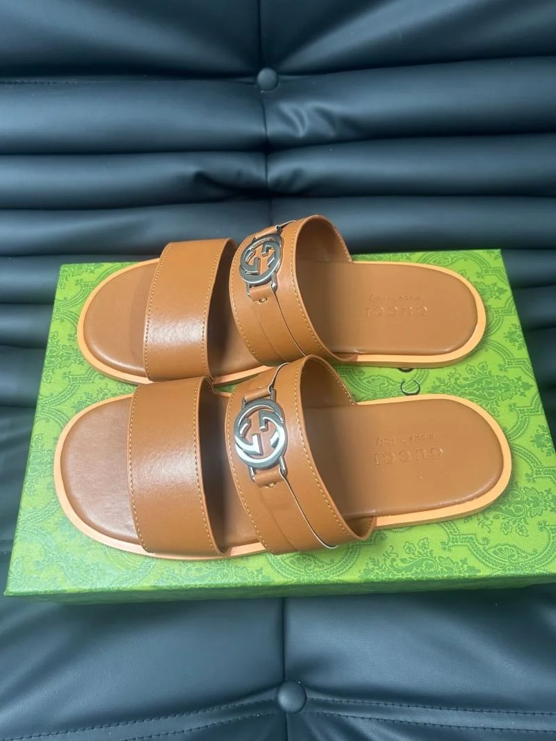 WrinkleFree Gucci Slippers 23963