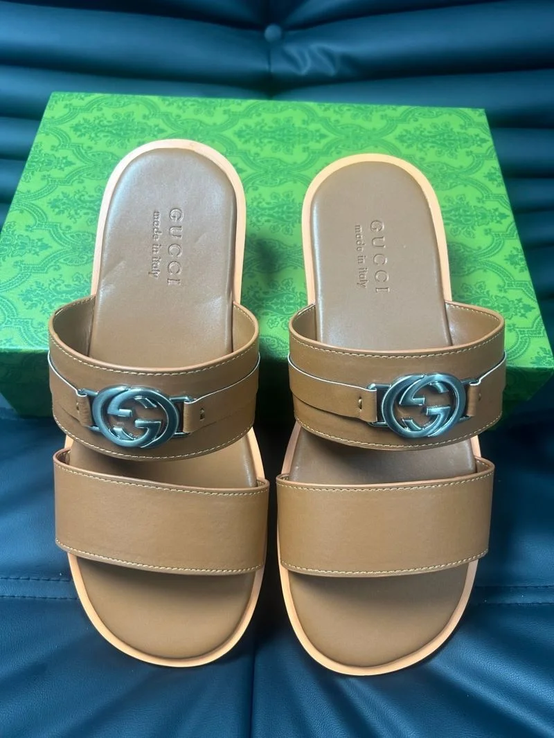 WrinkleFree Gucci Slippers 23963