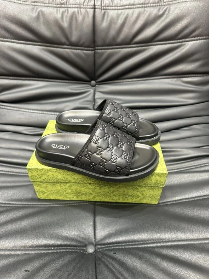 Gucci Slippers WeatherProof 23955