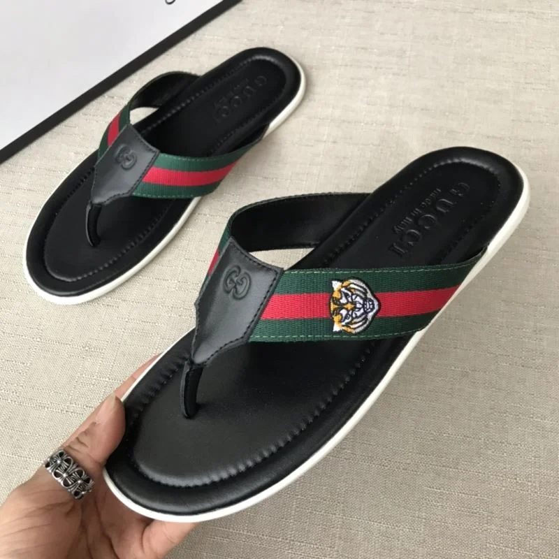 Trendy Gucci Slippers 23938