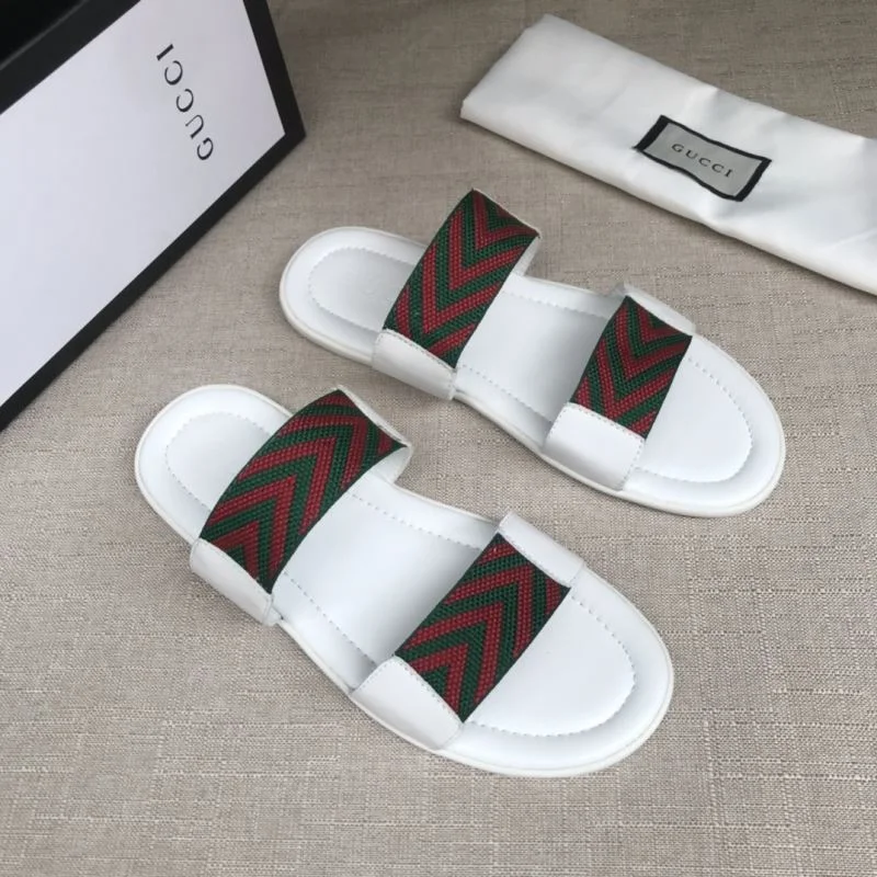 Gucci Slippers FastDry 23936