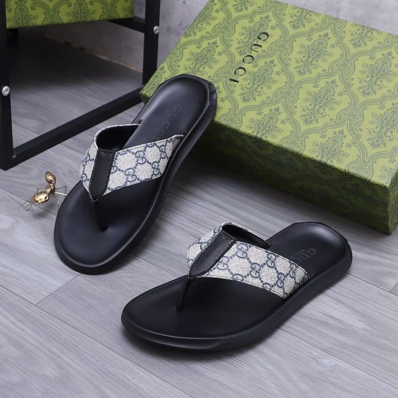 MoistureWicking Gucci Slippers 23932