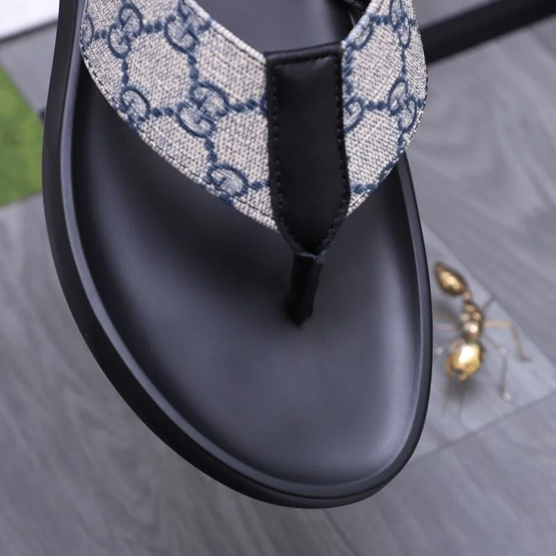 MoistureWicking Gucci Slippers 23932