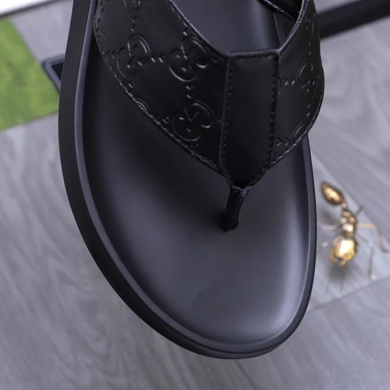 Gucci Slippers TimelessDesign 23925