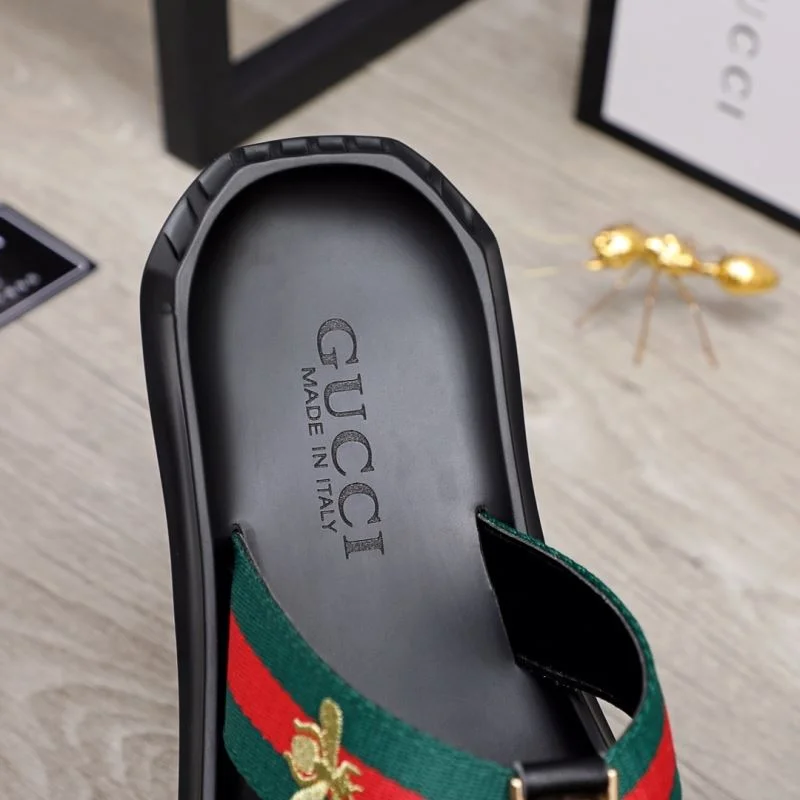 Gucci Slippers Sporty 23903