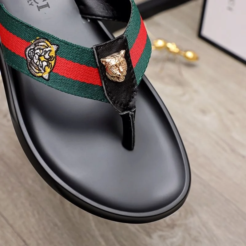 Gucci Slippers Bold 23898