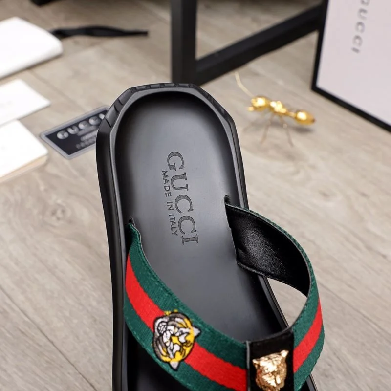 Gucci Slippers Bold 23898