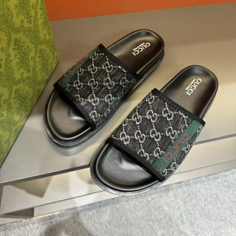 Gucci Slippers QuickDry 23890