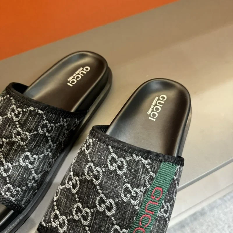 Gucci Slippers QuickDry 23890