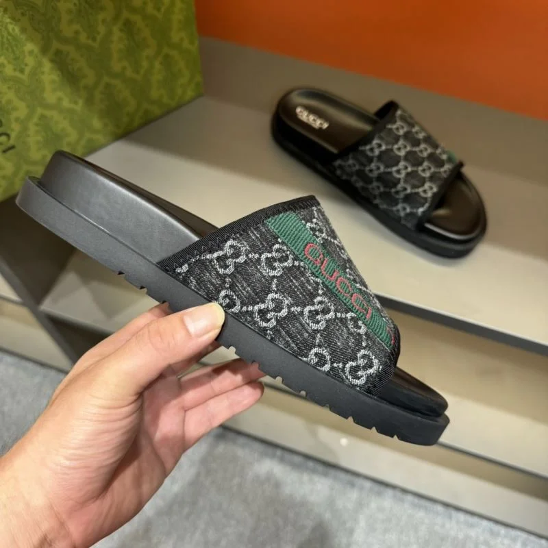 Gucci Slippers QuickDry 23890