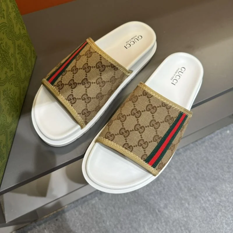 Gucci Slippers Stretchable 23888