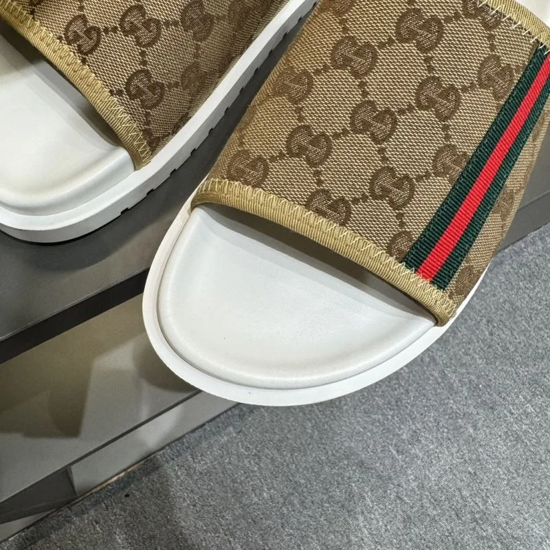 Gucci Slippers Stretchable 23888