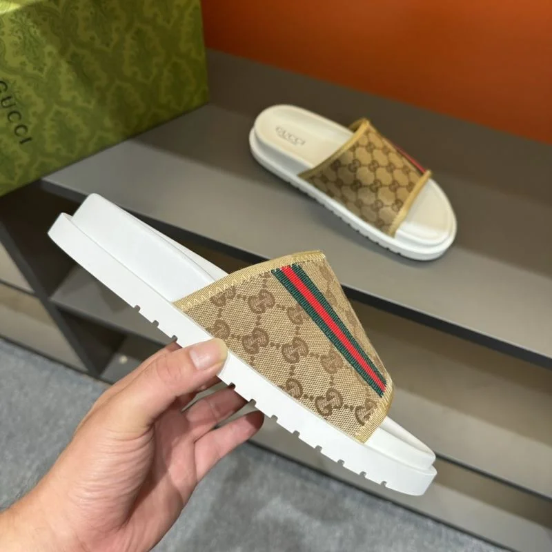 Gucci Slippers Stretchable 23888
