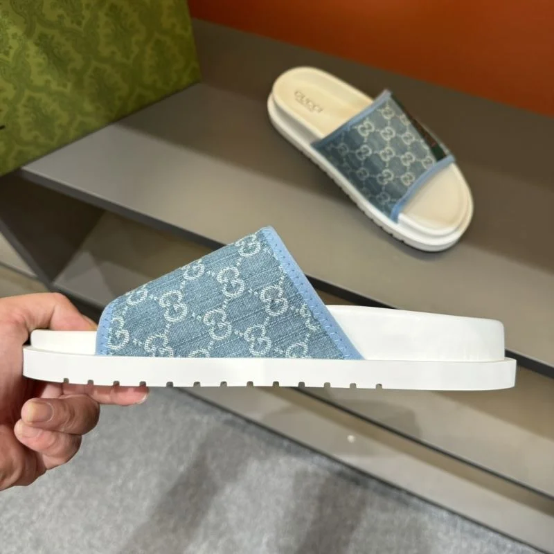 Gucci Slippers WrinkleFree 23895